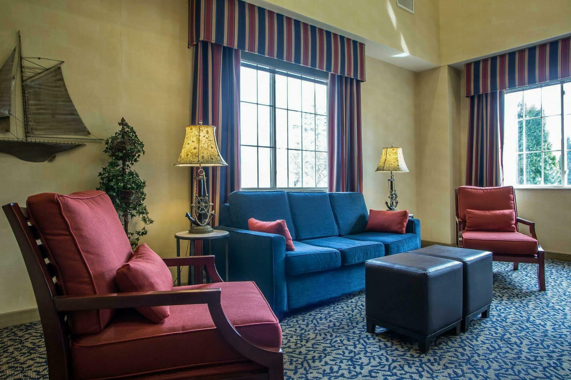 Comfort Suites Lake Geneva East Bagian luar foto